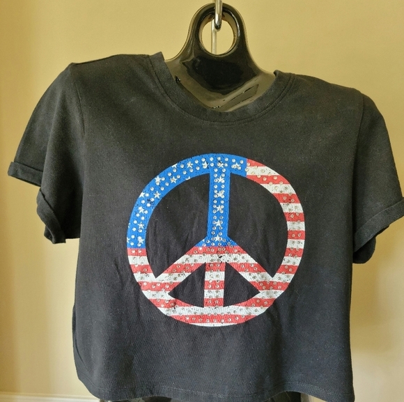 Sequin Peace sign crop tee - Picture 8 of 8